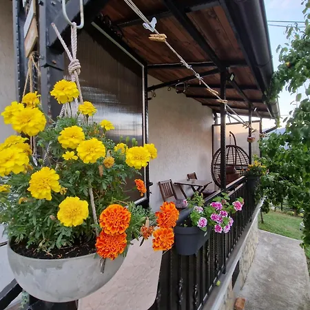 Apartamento Garden Of Dreams & Free Private Parking